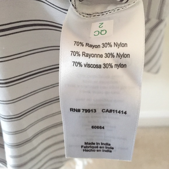 Pea in the Pod•Bell Sleeve Maternity Top🎉HP🎉 - Picture 12 of 12